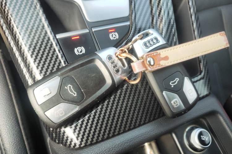 Used Audi A4L 2018 30th Anniversary Edition 40 TFSI Fashion Model