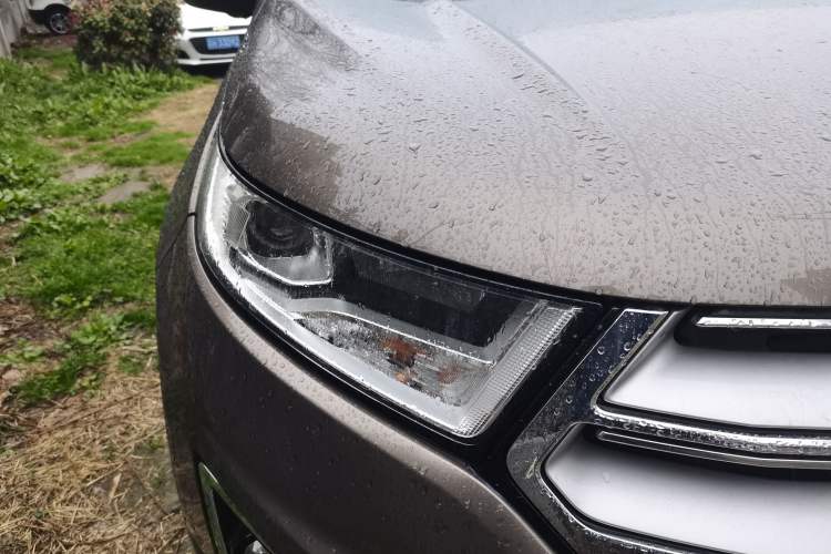 Used Ford Edge 2016 EcoBoost 245 Two-Wheel-Drive Titanium 5-Seater