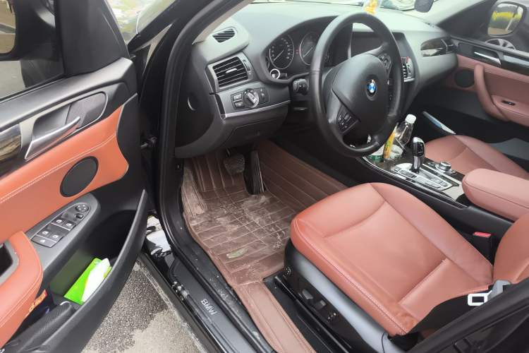 Used BMW X3 2013 Facelifted xDrive20i Luxury Edition Driver Seat