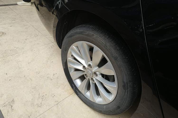 Used Changan Raeton 2013 1.8T Automatic Prestige Model China IV Standard
