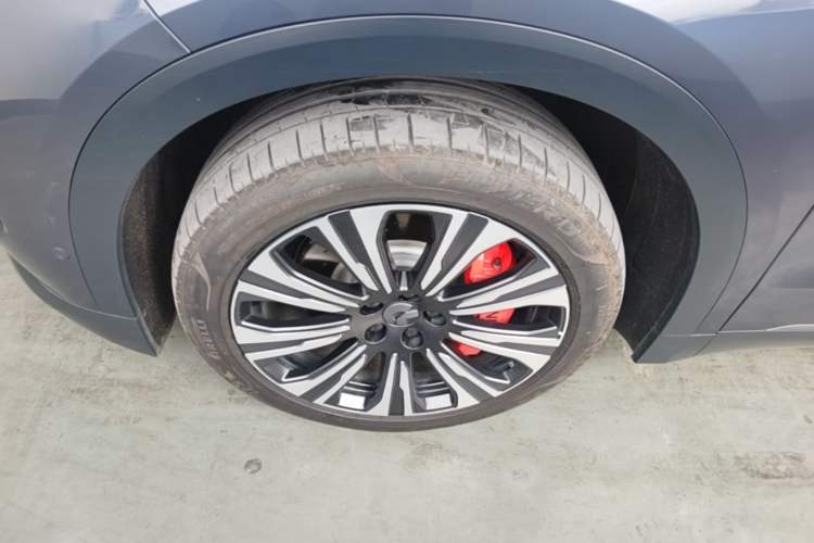 Used Nio ES8 2023 75 kWh Executive Edition
