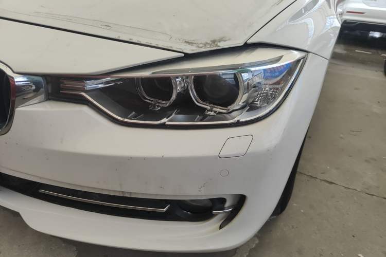 Used BMW 3 Series 2014 320Li Fashion Model Left Front Headlight