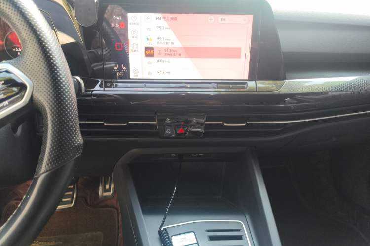 Used Volkswagen Golf 2021 280TSI DSG R-Line Audio And AC Panel