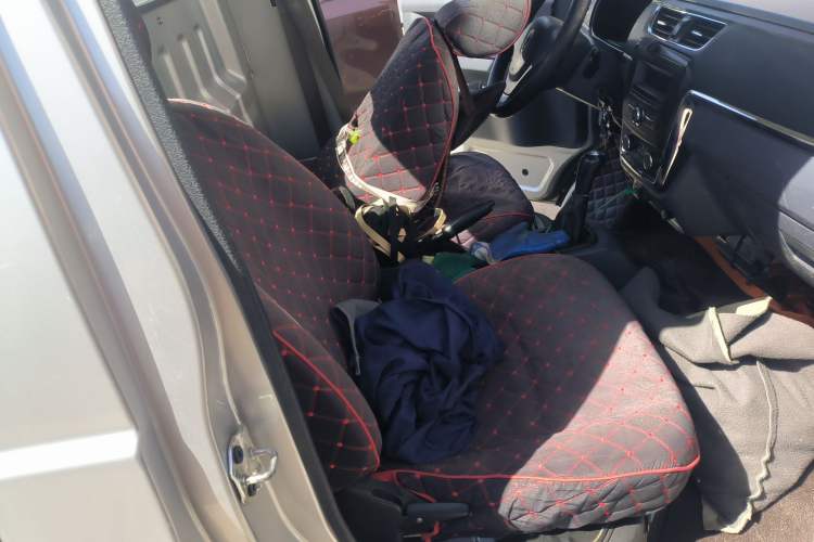 Used Jinbei T3  Left Rear Seat