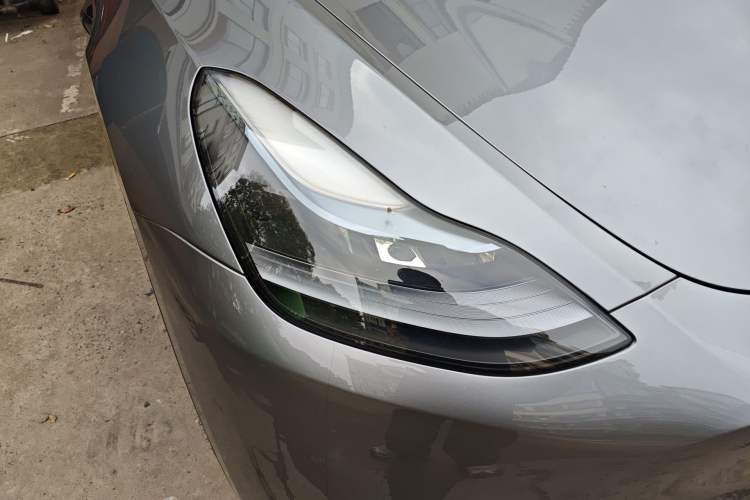 Used Tesla Model Y 2024 Rear-Wheel-Drive Version Right Front Headlight