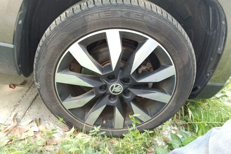 Used Skoda Karoq 2018 TSI280 Luxury Edition China V Standard Right Front Wheel Hub