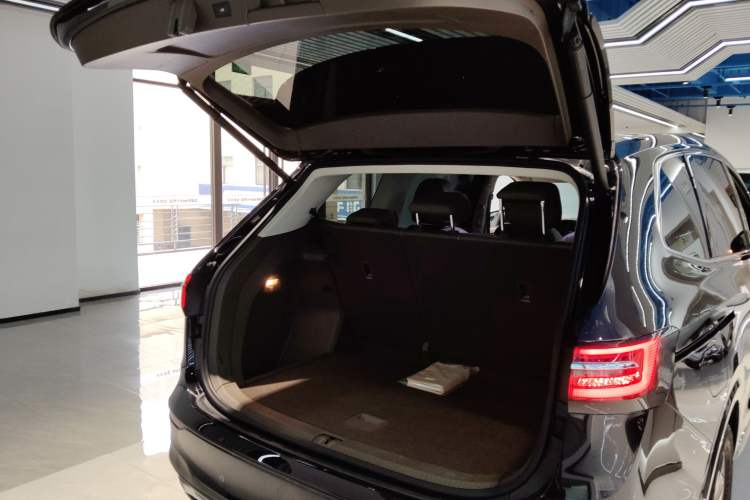 Used Volkswagen Viloran 2023 Revised Version 380TSI Luxury Edition
