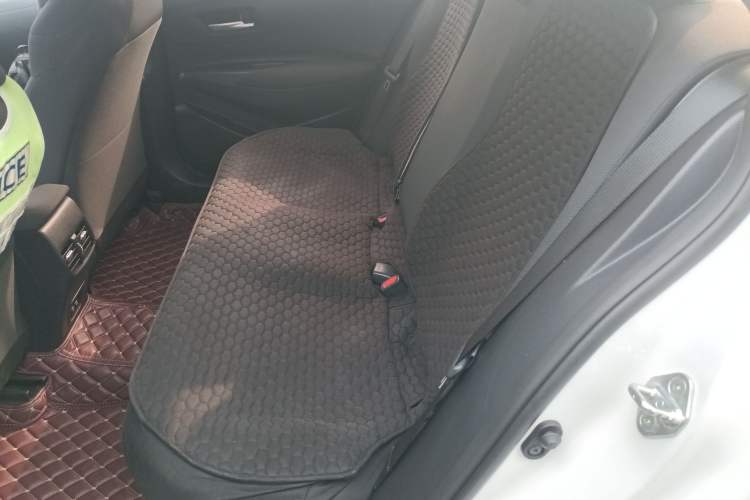 Used Toyota Corolla 2021 Dual-Motor 1.8L E-CVT Elite Edition
