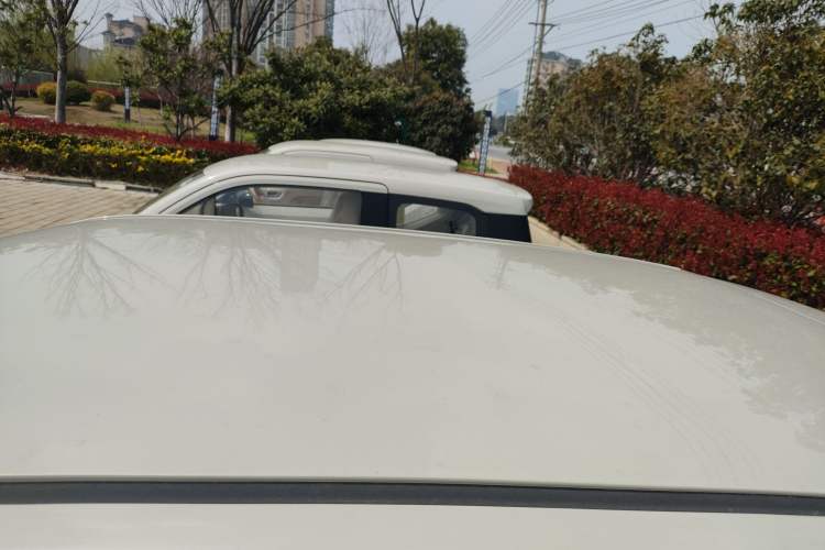 Used Wuling Hongguang MINIEV 2024 3rd Generation 215km Youth Edition Roof