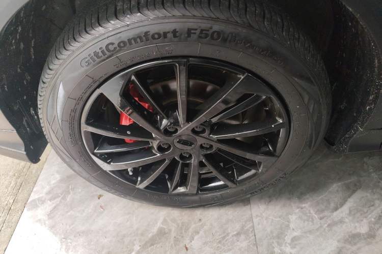 Used Geely Auto Coolray 2021 1.5TD DCT Starry Edition Left Front Wheel Hub