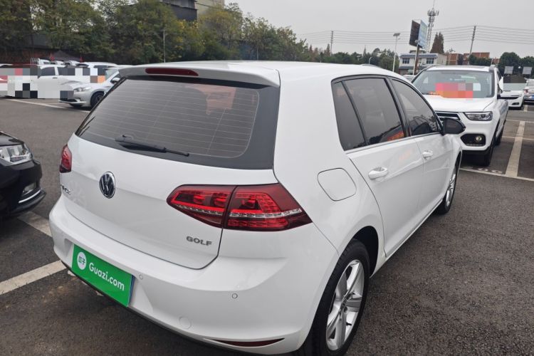 Used Volkswagen Golf 2017 1.6L Automatic Comfort Million-Vehicle Anniversary Edition
