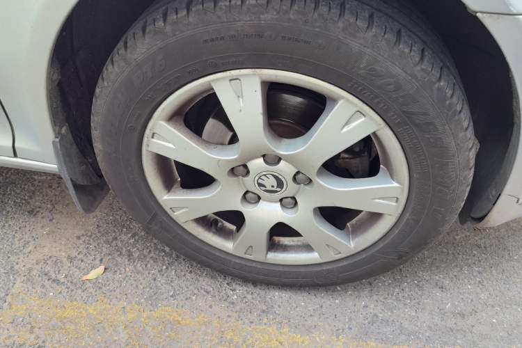 Used Skoda Octavia 2015 Classic Model 1.6L Automatic Yijie Version
