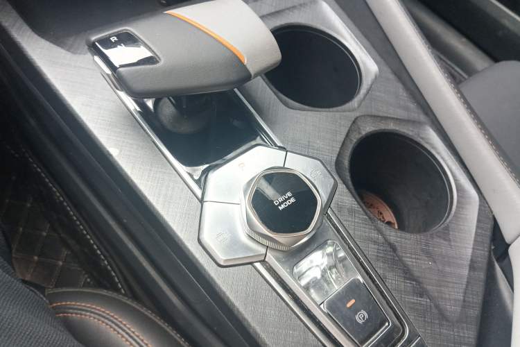 Used CHANGAN UNI-V 2022 1.5T Prestige Version