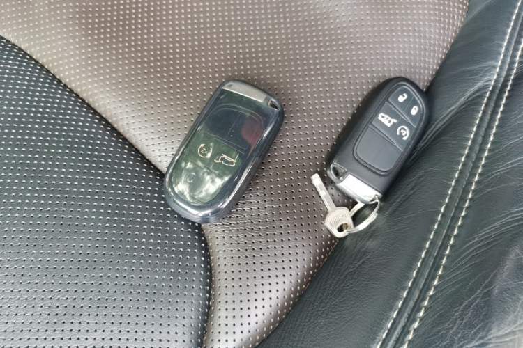 Used Jeep Cherokee 2014 2.4L Elite Edition
