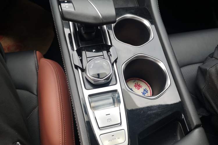 Used CHANGAN Eado 2023 Changan Edition PLUS Blue Whale NE 1.4T GDI DCT Prestige Version
