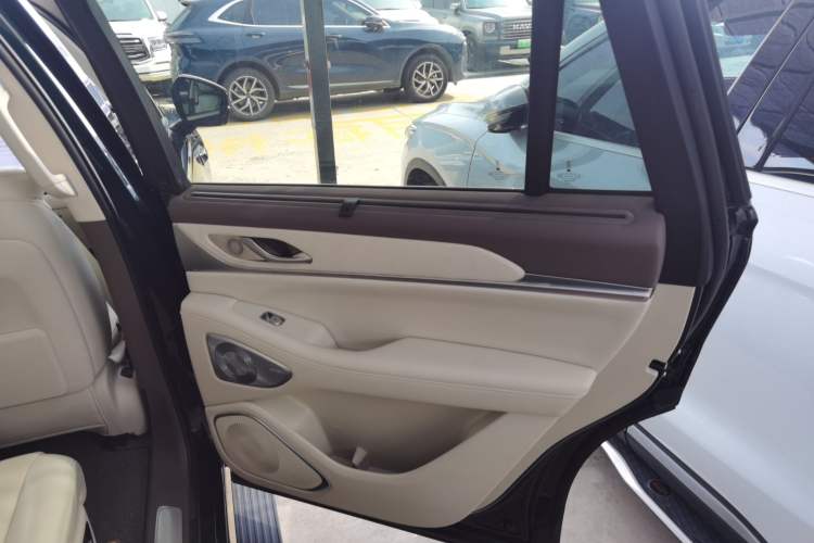 Used Wey Lanshan 2025 Four-Wheel Drive Ultra