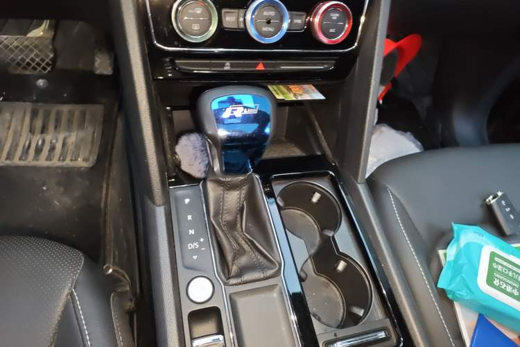 Used Volkswagen Teramont 2020 330TSI Two-Wheel-Drive Luxury Edition China VI Standard
