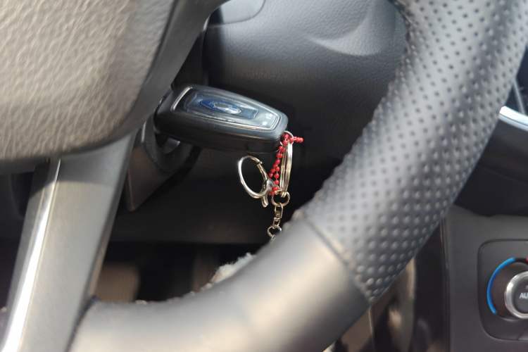 Used Ford Focus 2015 Hatchback 1.6L Automatic Fashion Edition