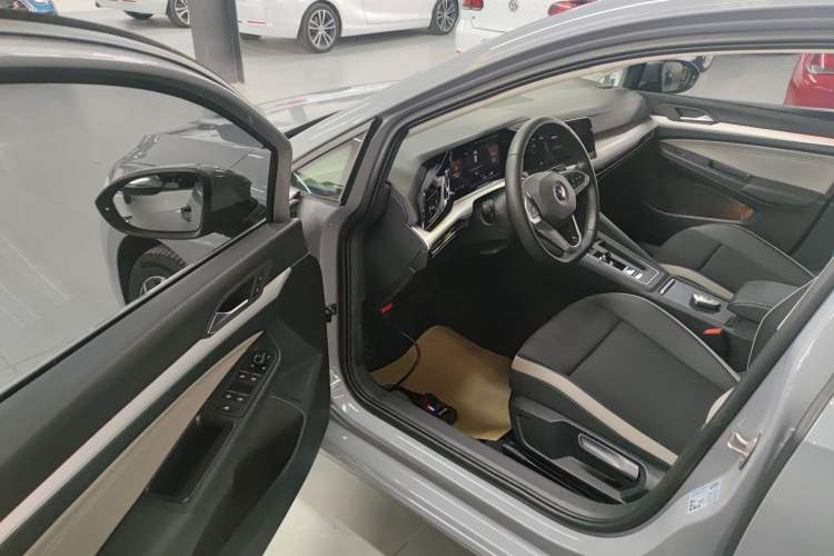 Used Volkswagen Golf 2021 280TSI DSG R-Line