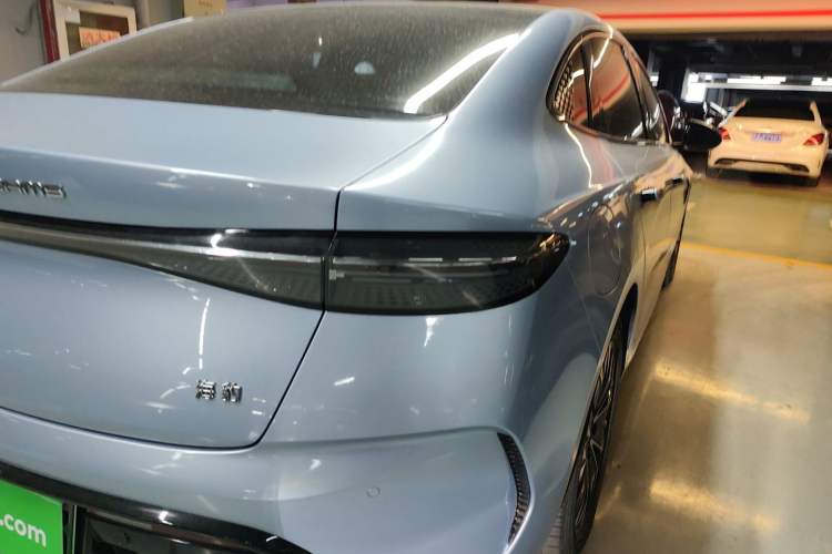 Used BYD Seal 2022 550 km Standard Range Rear-Wheel Drive Prestige Version
