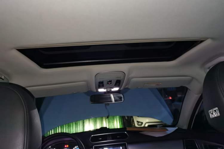 Used Haval H2 2016 Red-Label 1.5T Manual Two-Wheel Drive Luxury Model