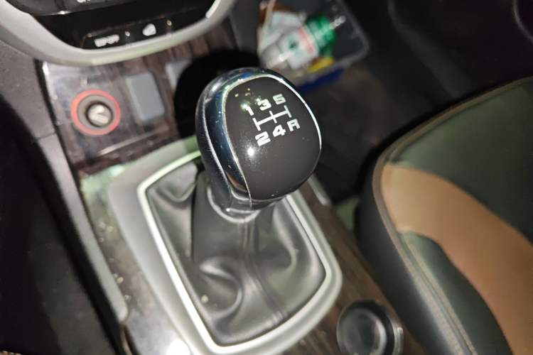 Used GAC Trumpchi GS5 Super 2015 2.0L Manual Two-Wheel Drive Elite Edition
