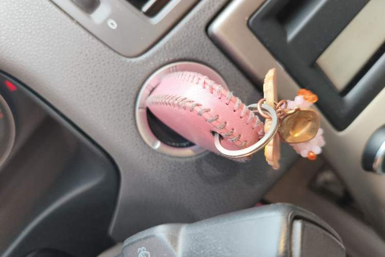 Used Volvo S40 2011 2.0L Automatic ZhiShang Edition
