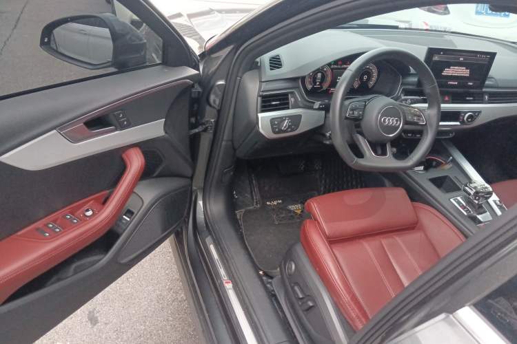 Used Audi A4L 2022 40 TFSI Luxury Dynamic Model Driver Seat