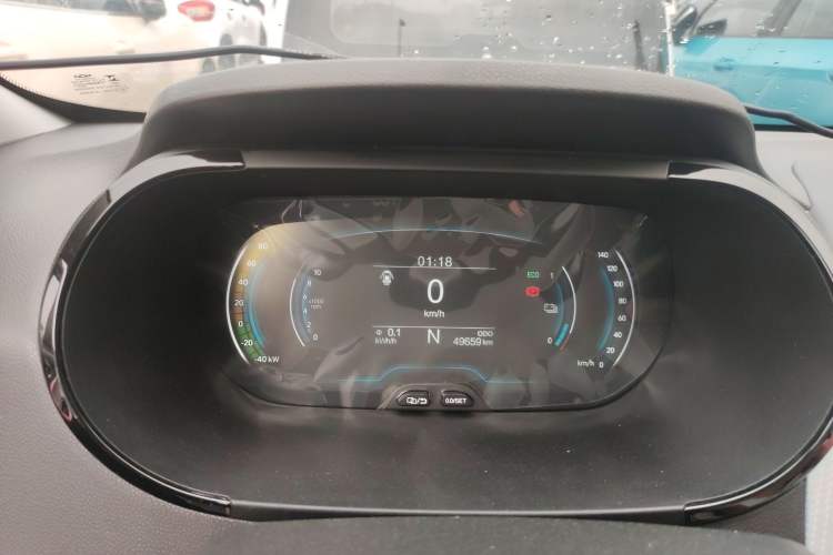 Used Chery QQ Little Ant 2022 Sweet Pink Edition Half-Sugar Version Lithium Iron Phosphate 30 kW 301 km