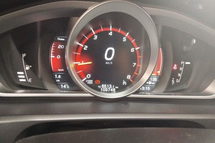 Used Volvo V40 2019 T3 Smart Luxury Edition
