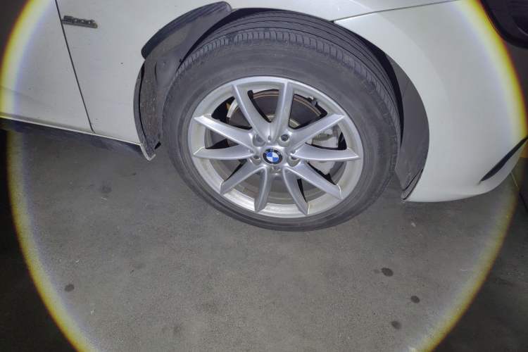 Used BMW 2 Series Active Tourer 2016 218i Fashion Model Right Front Wheel Hub