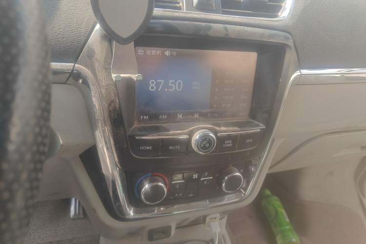 Used Jinbei New Hiace X30L 2018 1.5L Box Truck Wealth Edition DLCG14