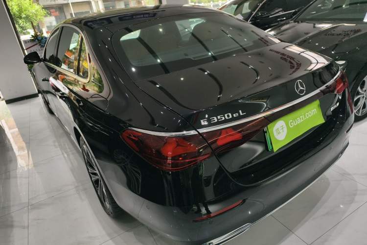 Used Mercedes-Benz E-Class New Energy 2024 E 350 e L Plug-in Hybrid Sedan Exterior 2