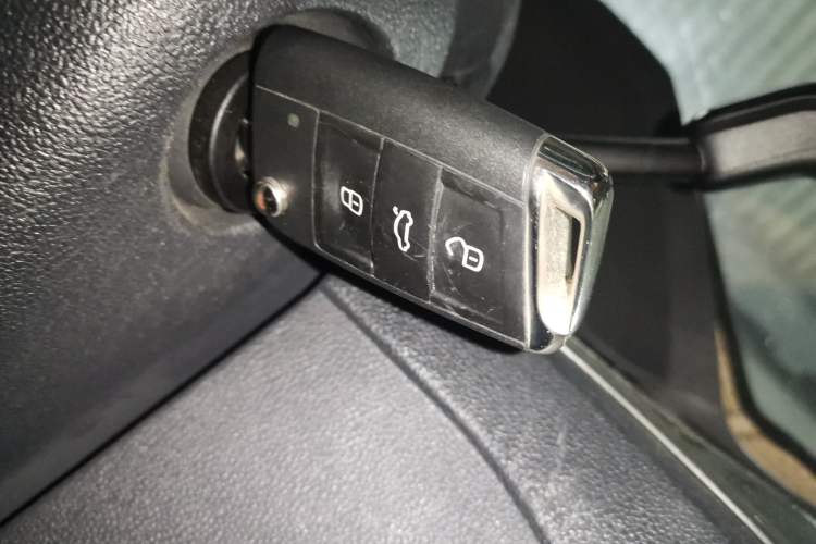 Used Volkswagen Lamando 2017 280TSI DSG Comfort Edition Vehicle Key