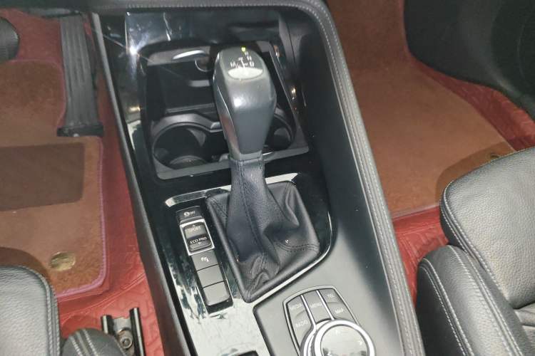 Used BMW X1 2016 sDrive20Li Luxury Model Gear Lever