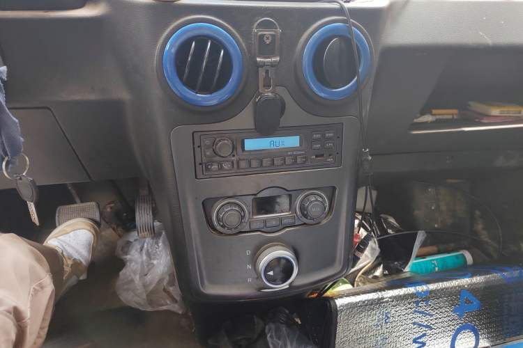 Used Foton Intelligent Blue Elf E7 2023 Pure Electric Van Flat Roof 2 Seats CATL 46.36 kWh