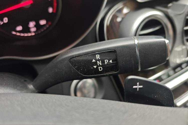 Used Mercedes-Benz GLC 2017 GLC 260 4MATIC Luxury Model
