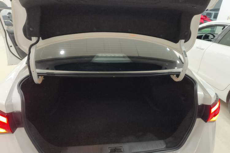 Used Nissan Sylphy 2023 Revised 1.6L CVT Enjoyment Edition Trunk