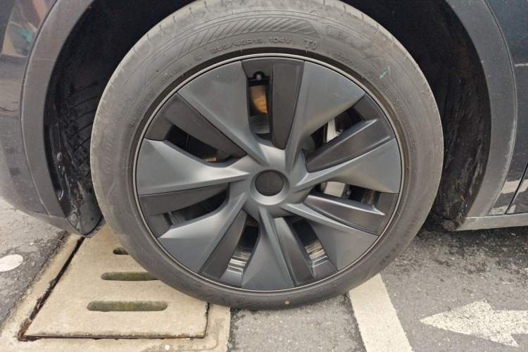 Used Tesla Model Y 2024 Rear-Wheel-Drive Version