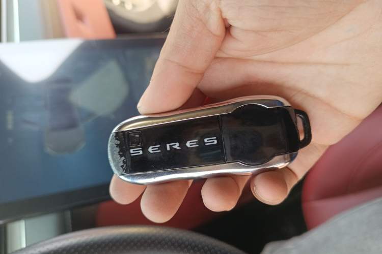 Used SERES SF5 2021 Four-Wheel Drive Freedom Expedition Edition
