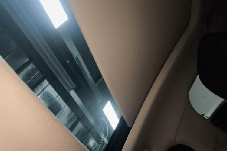 Used Chery Arrizo 8 2023 High-Performance Edition 2.0T DCT Powerfully Equipped Headliner