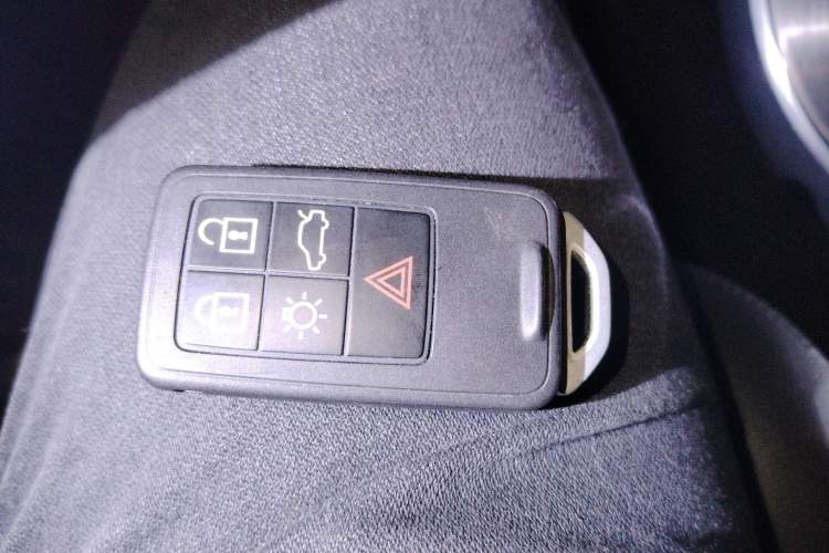 Used Volvo S60 2019 S60L Facelift T5 Intelligent Advanced Edition