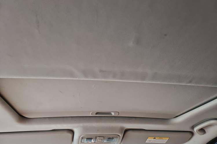 Used CHANGAN OSHAN CX70 2016 1.6L Manual Luxury Model Headliner