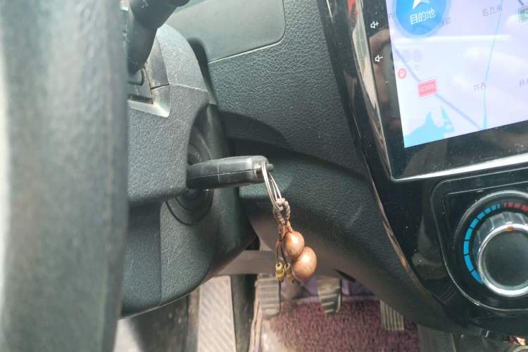 Used FORTHING Joyear X5 2013 1.6L Manual Luxury Model China IV Standard