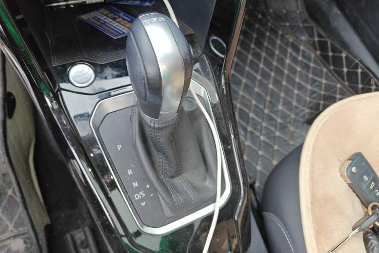 Used Volkswagen T-ROC 2022 280TSI DSG Two-Wheel Drive Comfort PLUS
