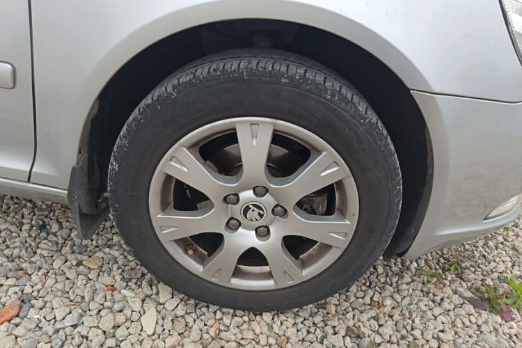 Used Skoda Octavia 2014 1.6L Manual Yijie Edition