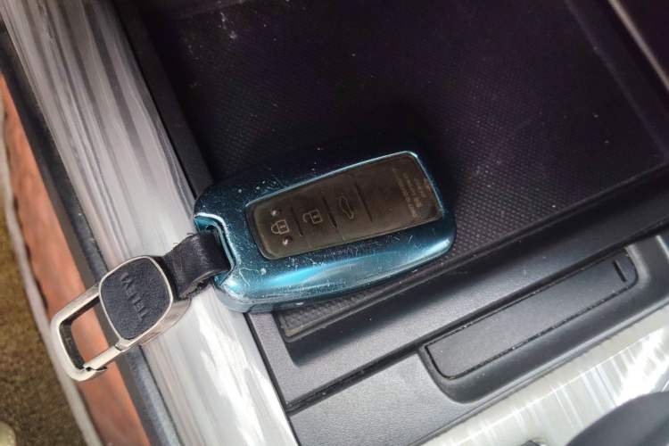 Used Toyota Camry 2019 Revised Version Dual-Engine 2.5 HG Luxury Edition Vehicle Key