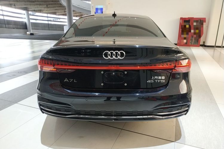 Used Audi A7L 2024 45TFSI S-line Dream-Building Edition Flow Crystal Package
