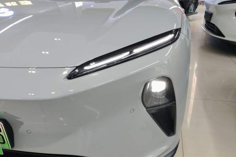 Used Nio ET5T 2023 75 kWh Touring