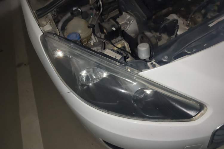 Used Peugeot 308 2012 1.6L Automatic YouShang Model Right Front Headlight